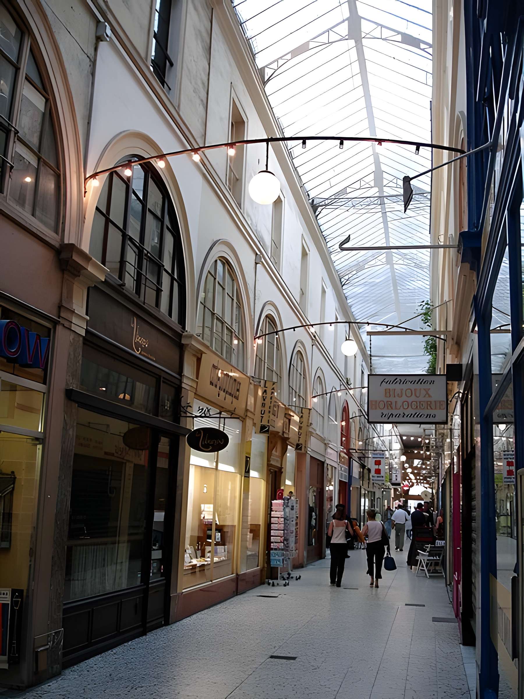 Passage Choiseul et passage Sainte-Anne