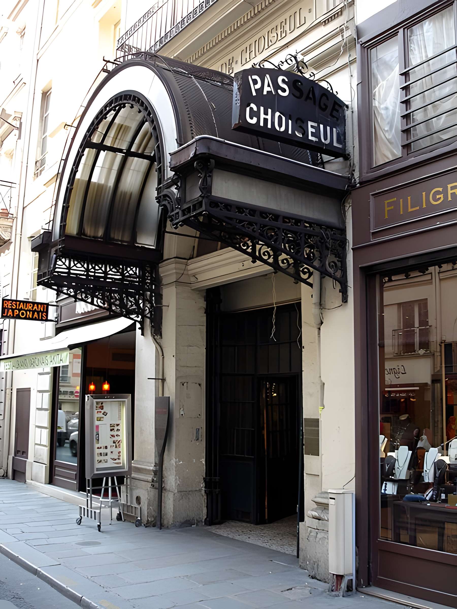 Passage Choiseul et passage Sainte-Anne