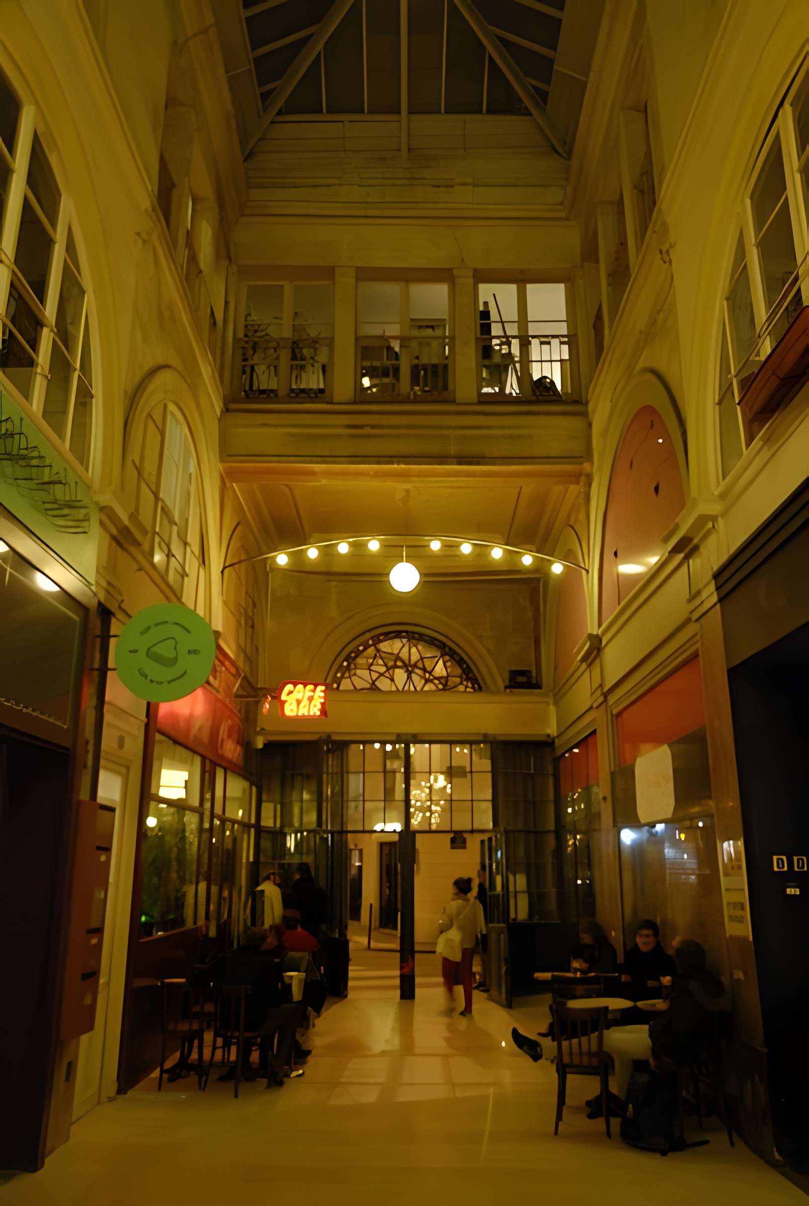 Passage Choiseul et passage Sainte-Anne