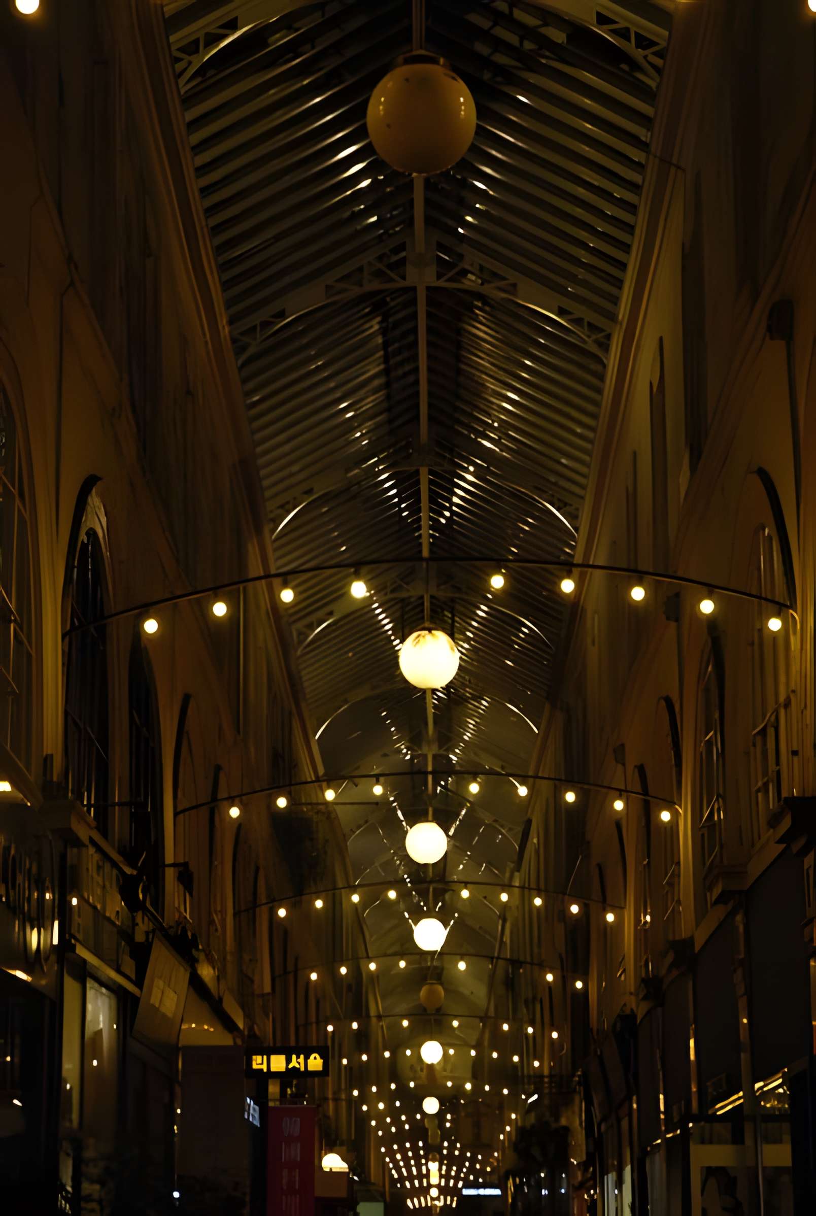 Passage Choiseul et passage Sainte-Anne