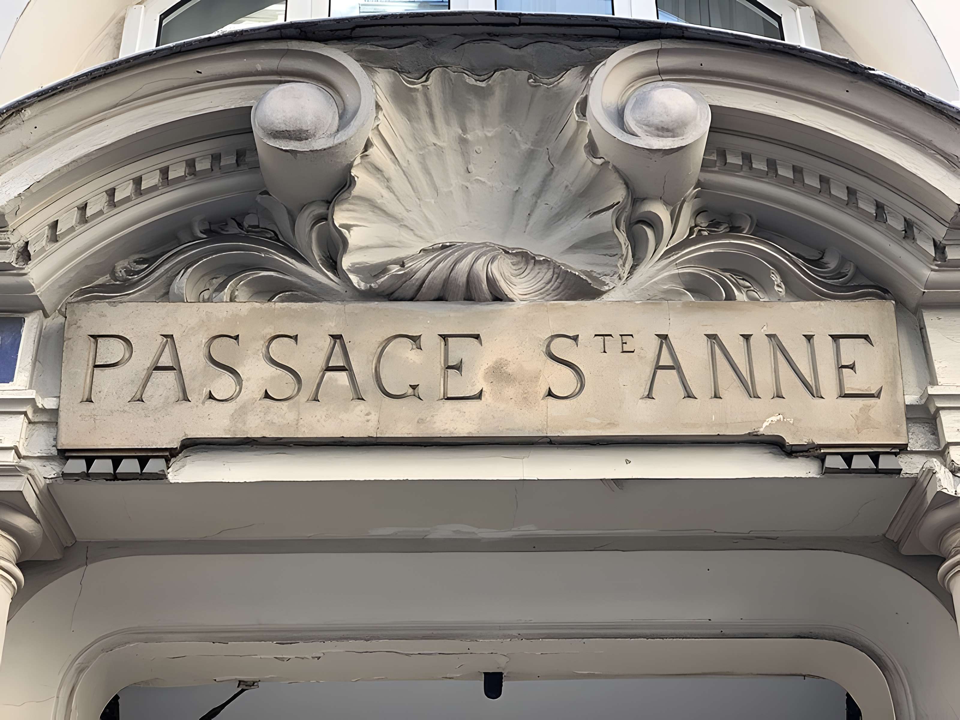 Passage Choiseul et passage Sainte-Anne