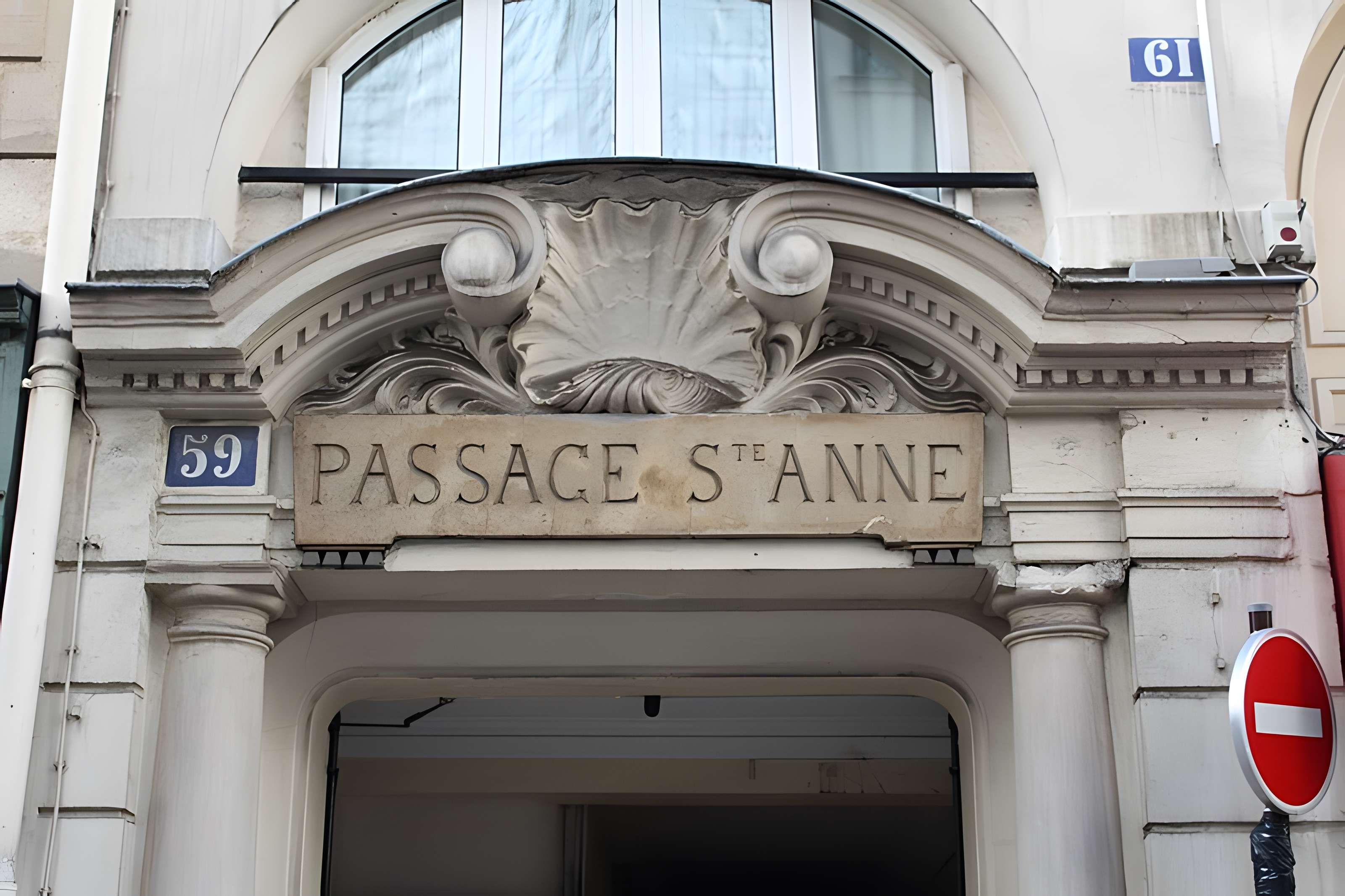 Passage Choiseul et passage Sainte-Anne