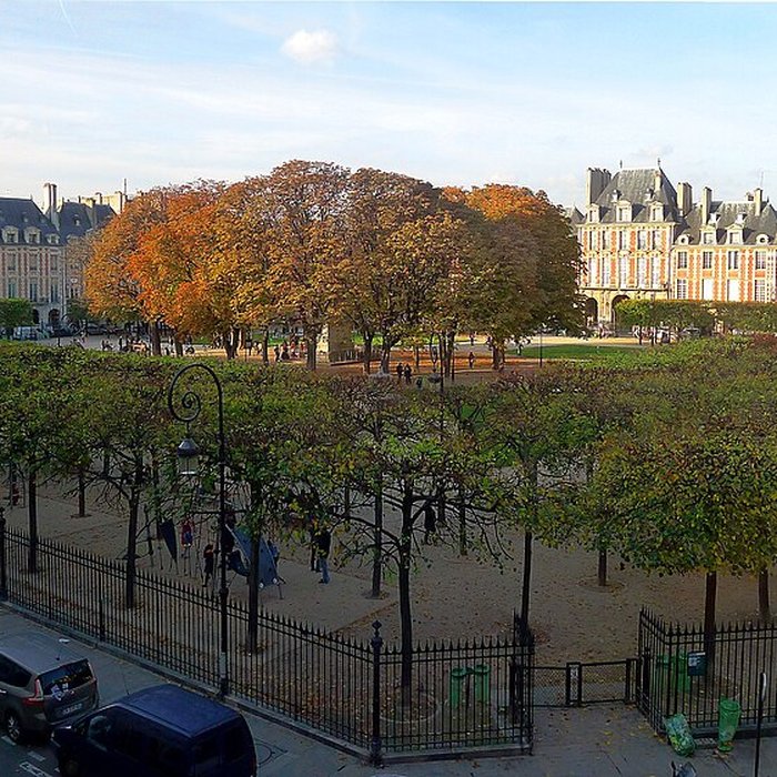 Photo de Place des Vosges à Paris