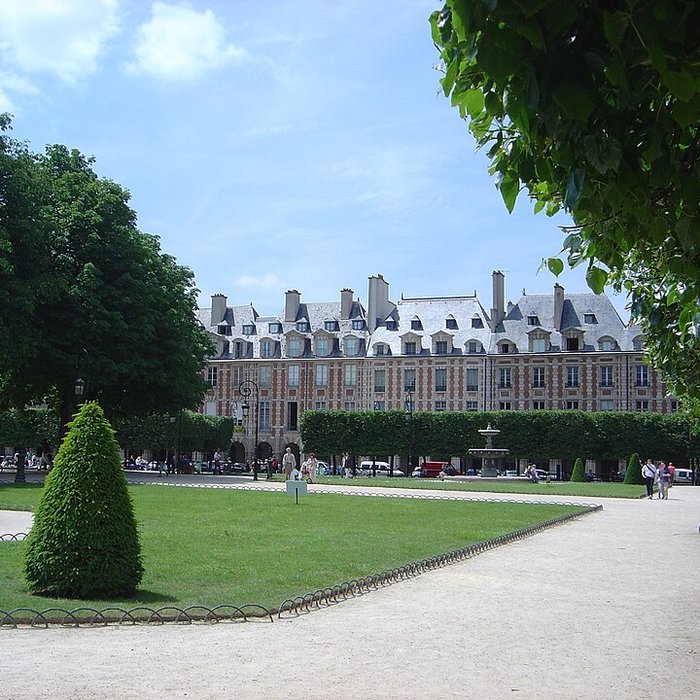 Photo de Place des Vosges à Paris