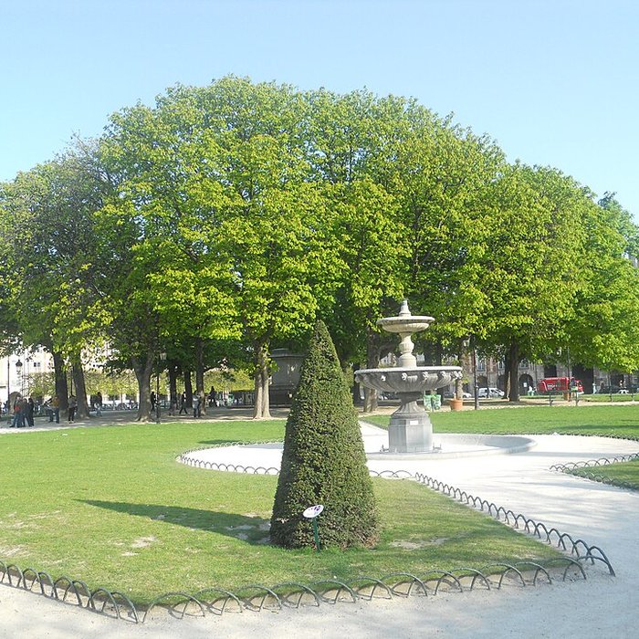 Photo de Place des Vosges à Paris