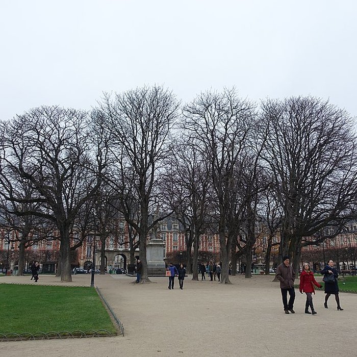 Photo de Place des Vosges à Paris