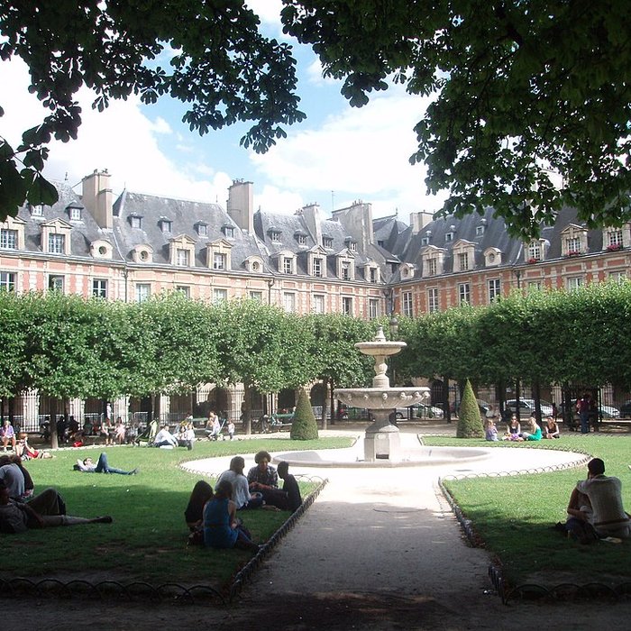 Photo de Place des Vosges à Paris