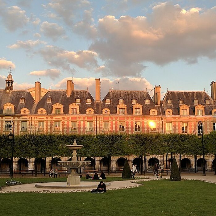 Photo de Place des Vosges à Paris