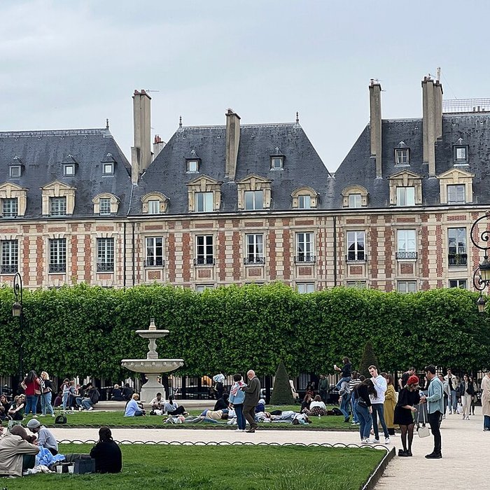 Photo de Place des Vosges à Paris