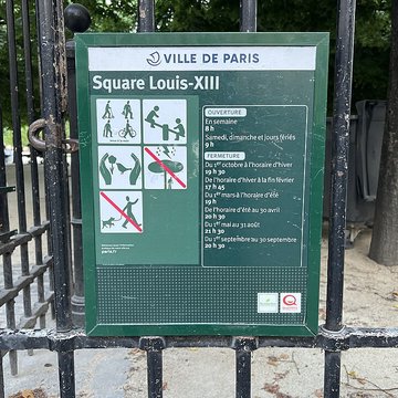 Place des Vosges à Paris