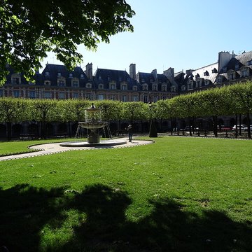 Place des Vosges à Paris