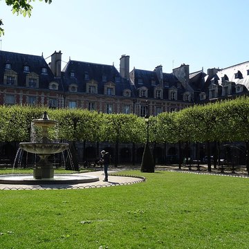 Place des Vosges à Paris