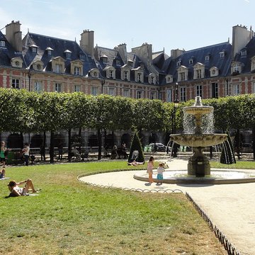 Place des Vosges à Paris