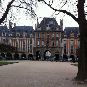 Place des Vosges à Paris