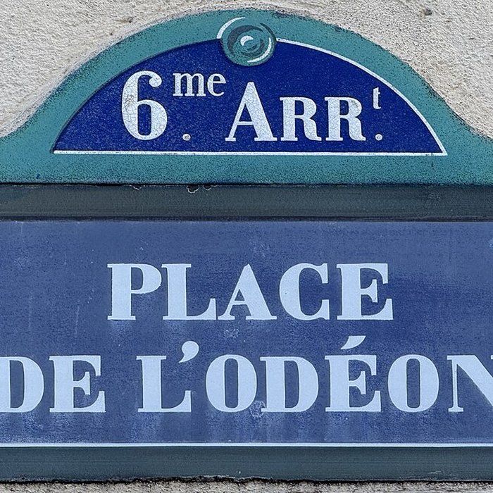 Photo de Place de lOdéon : le sol