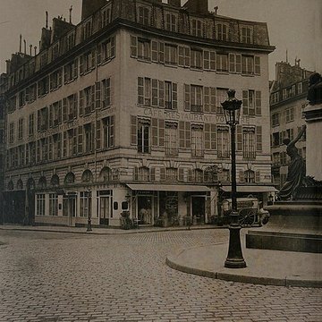 Place de lOdéon : le sol