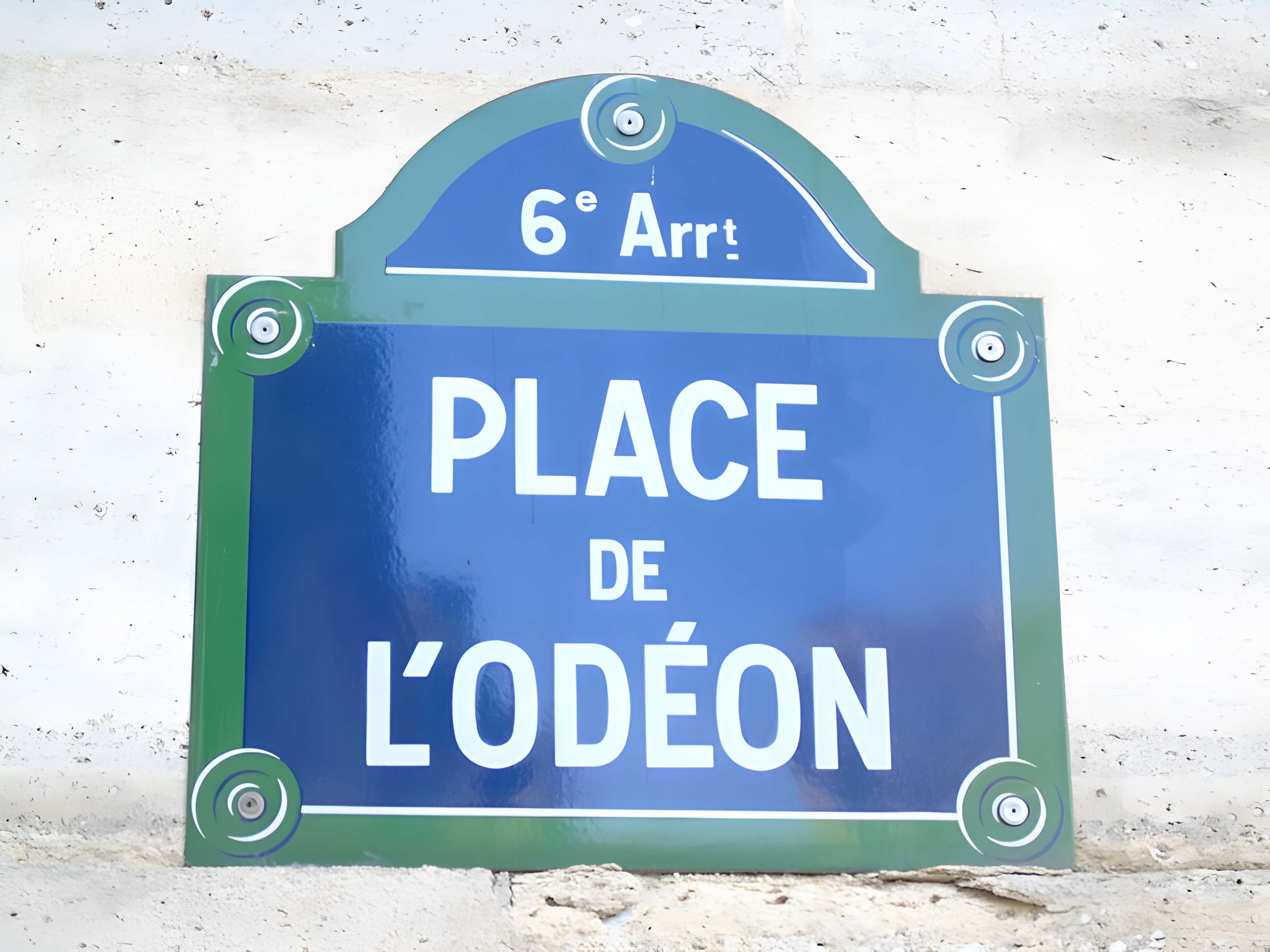 Place de l'Odéon : le sol
