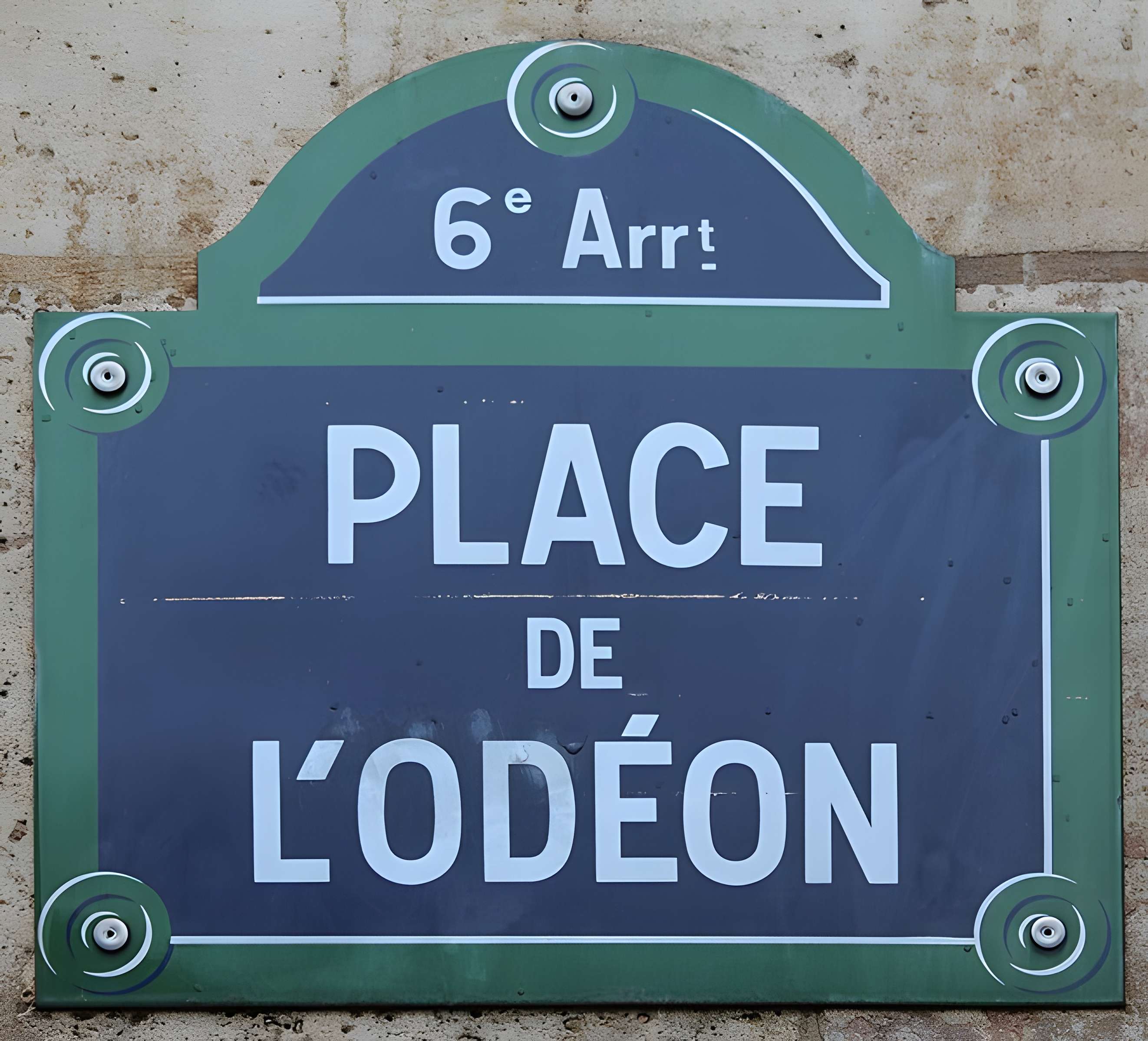 Place de l'Odéon : le sol