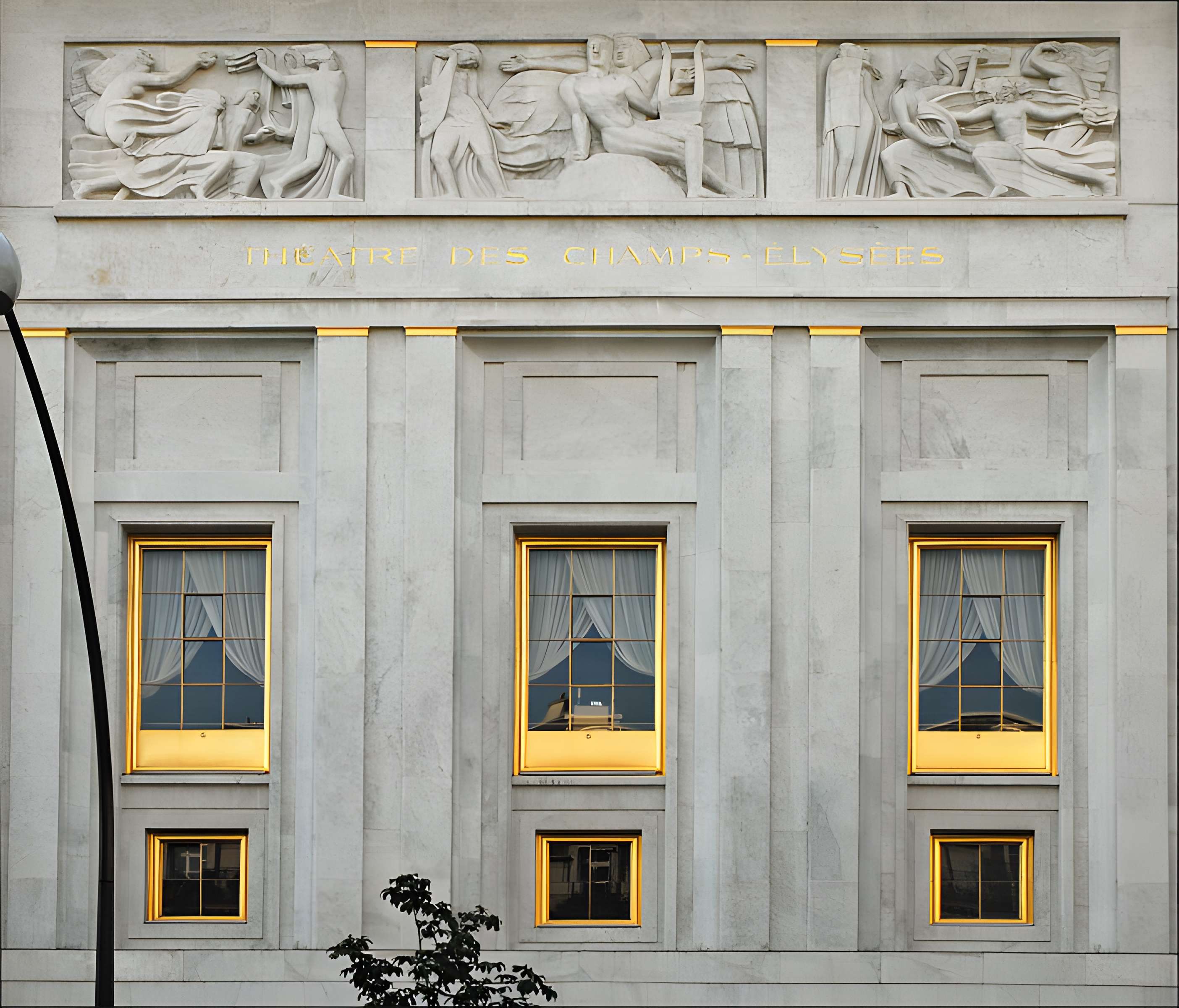 Théâtre des Champs-Élysées à Paris