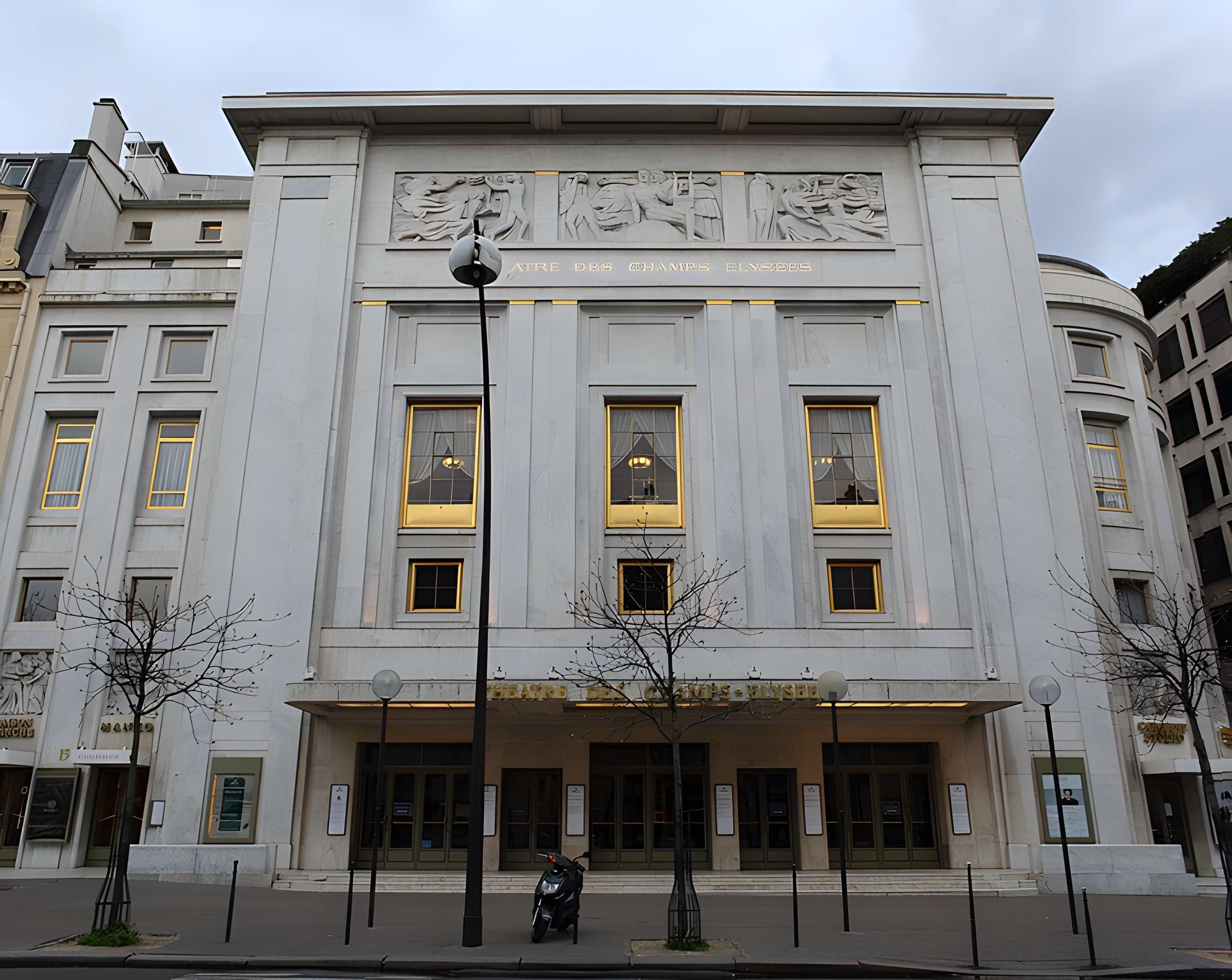 Théâtre des Champs-Élysées à Paris