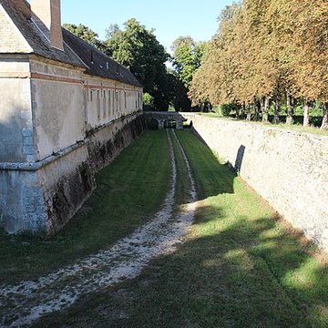 Château de Mesnil-Voisin