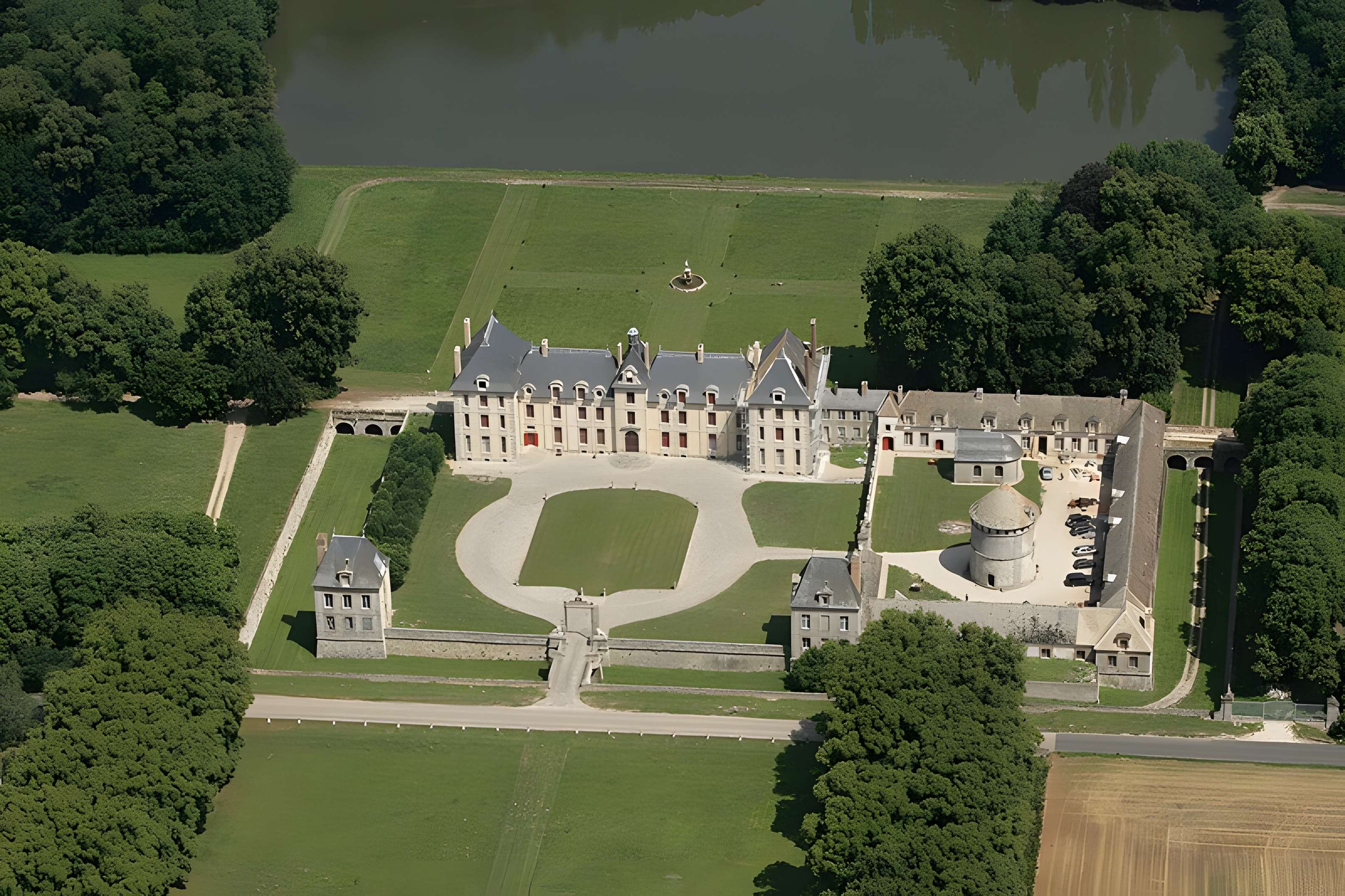 Château de Mesnil-Voisin