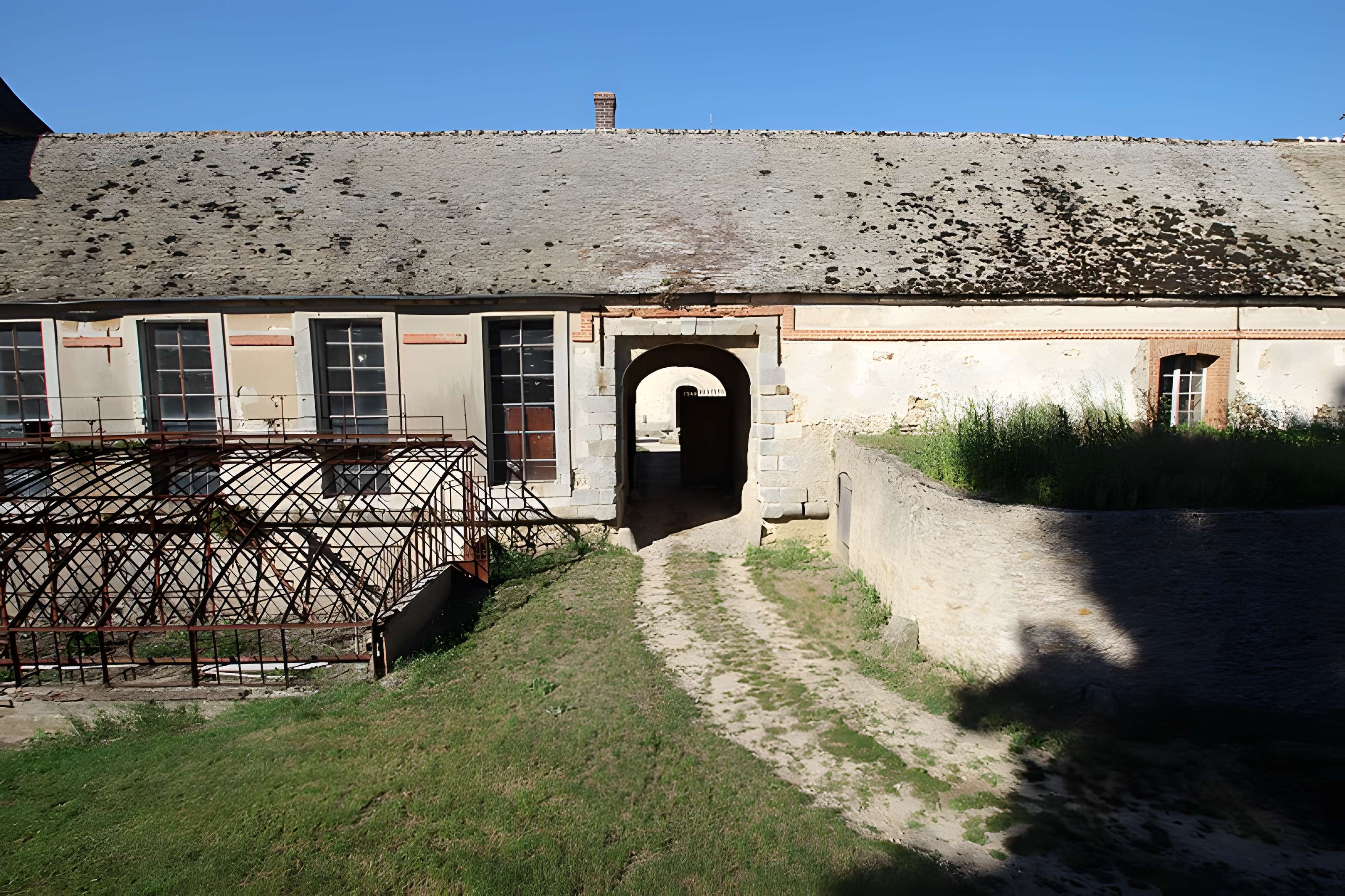 Château de Mesnil-Voisin