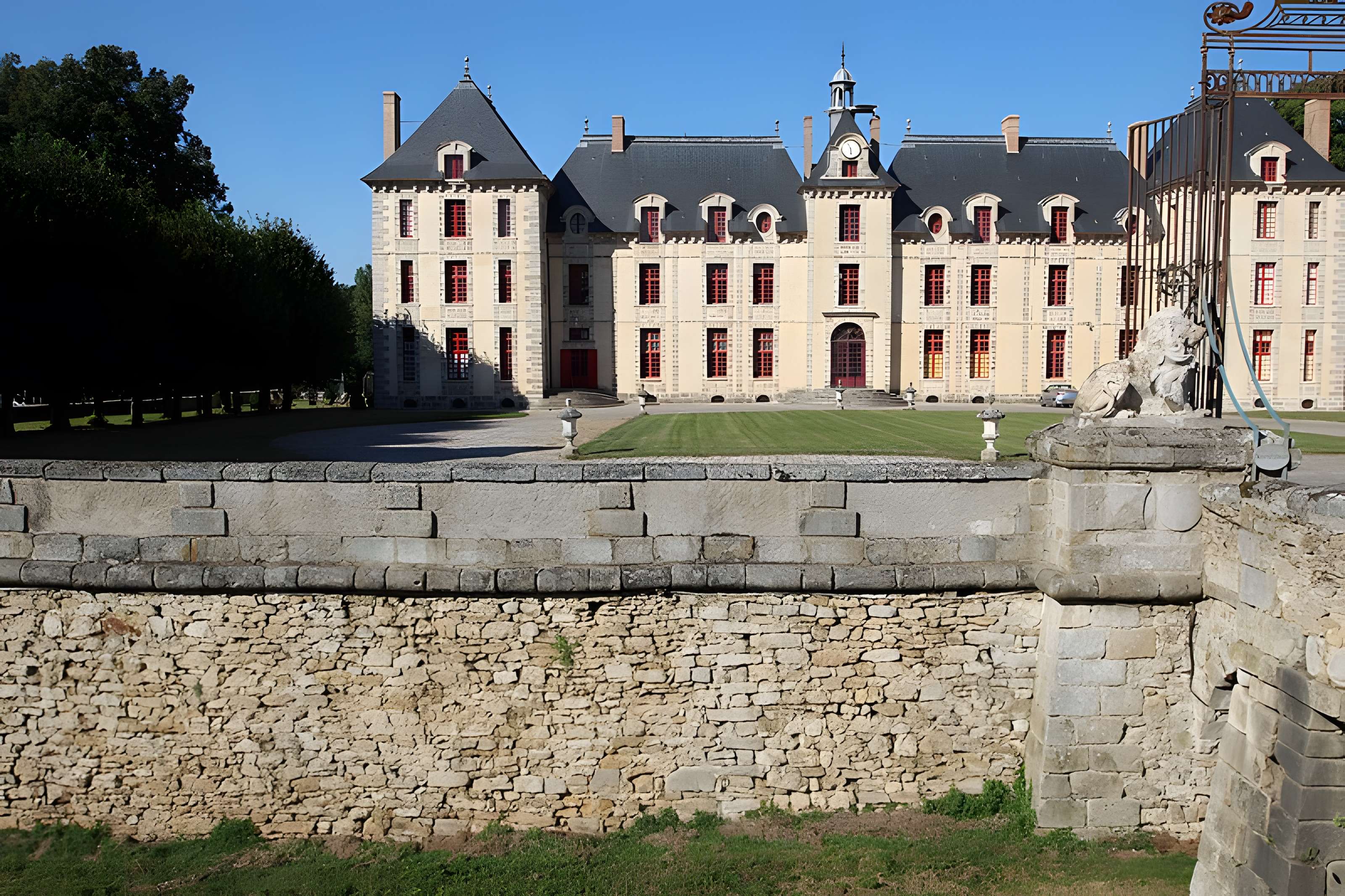 Château de Mesnil-Voisin