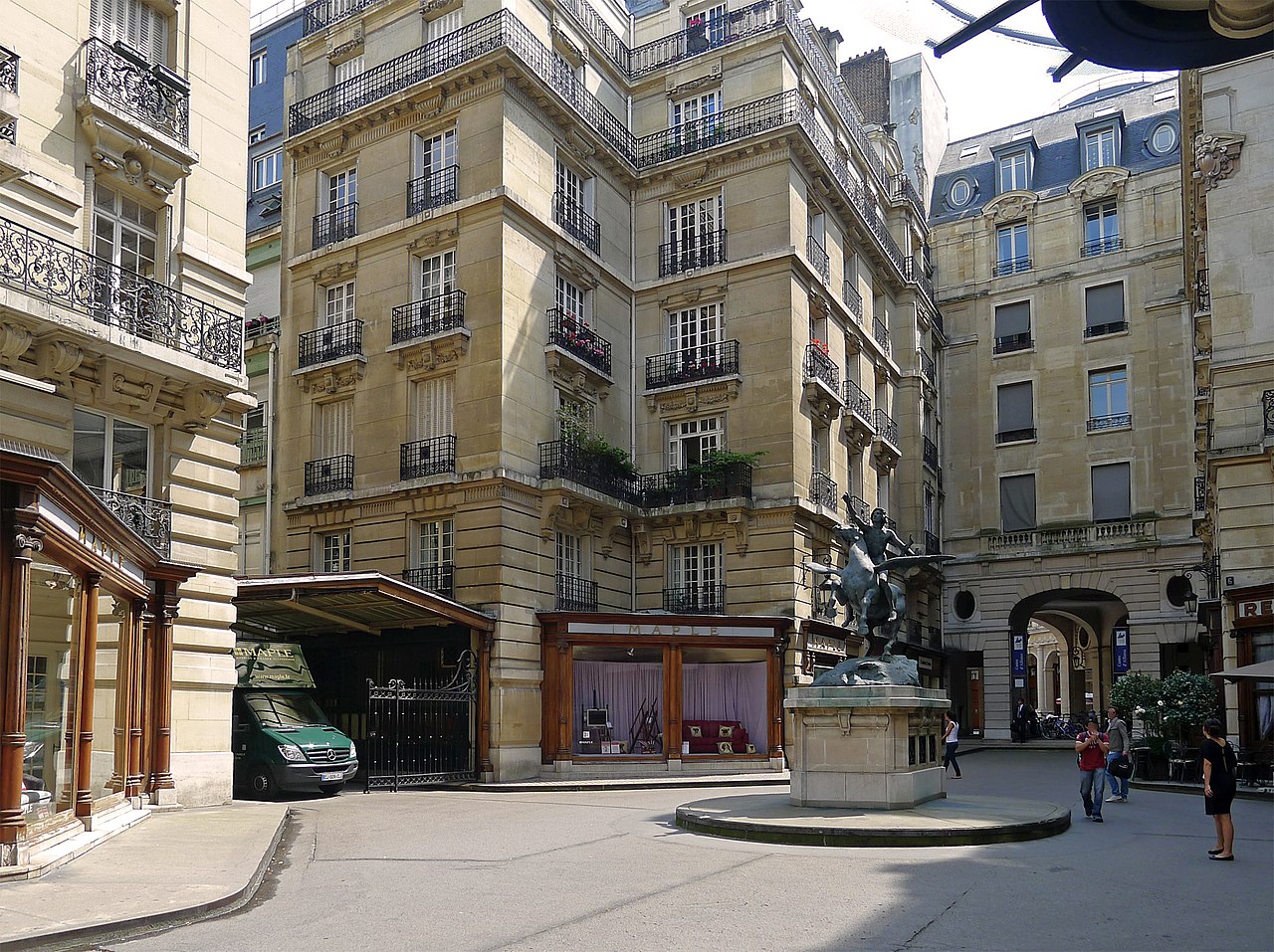 Square de l'Opéra-Louis-Jouvet - Paris 9ème