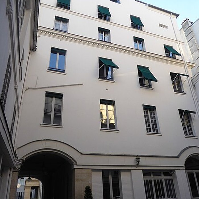 Photo de Square dOrléans ou Cité des Trois-Frères