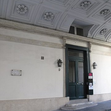 Square dOrléans ou Cité des Trois-Frères