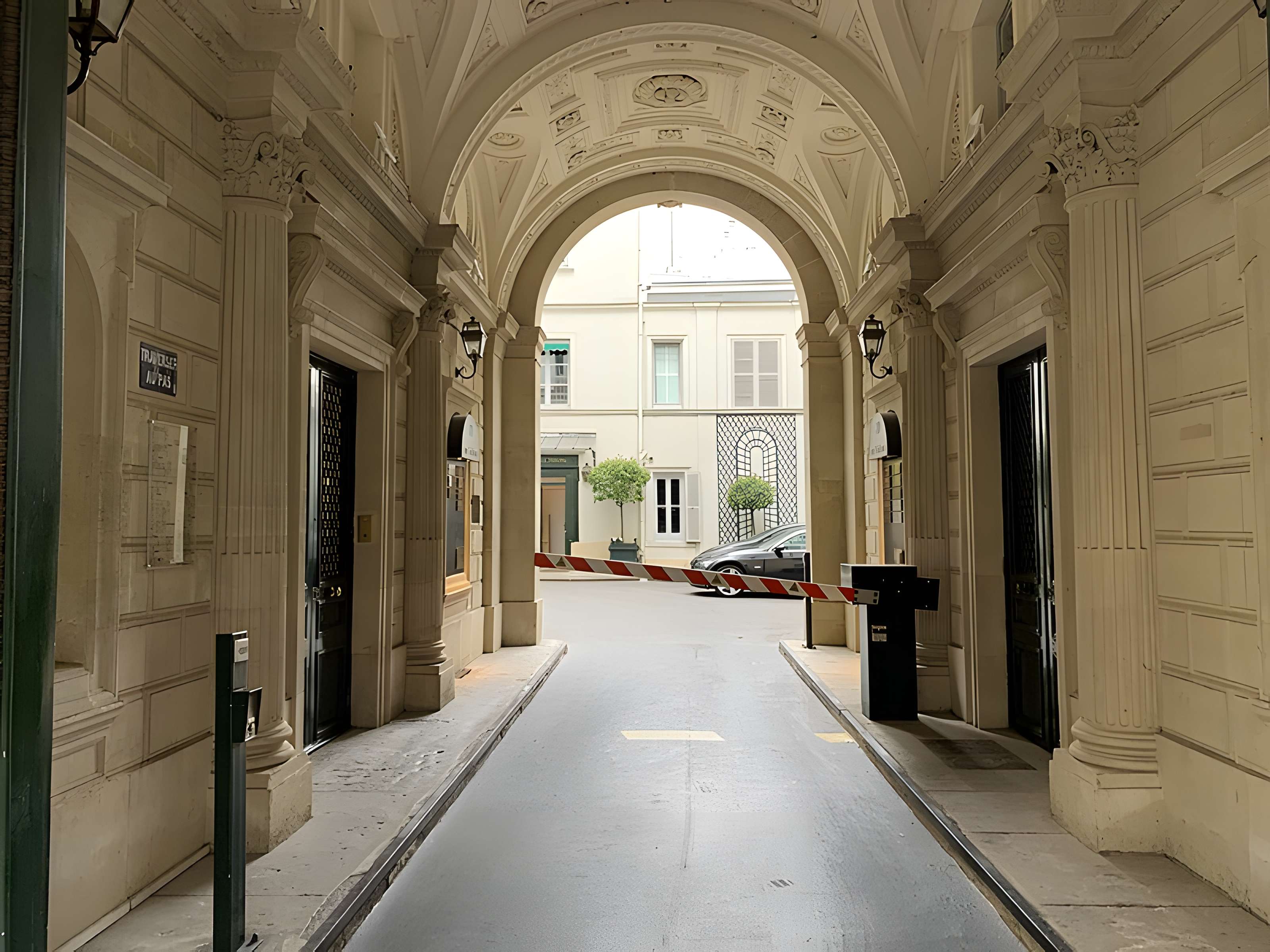 Square d'Orléans (ou Cité des Trois-Frères)