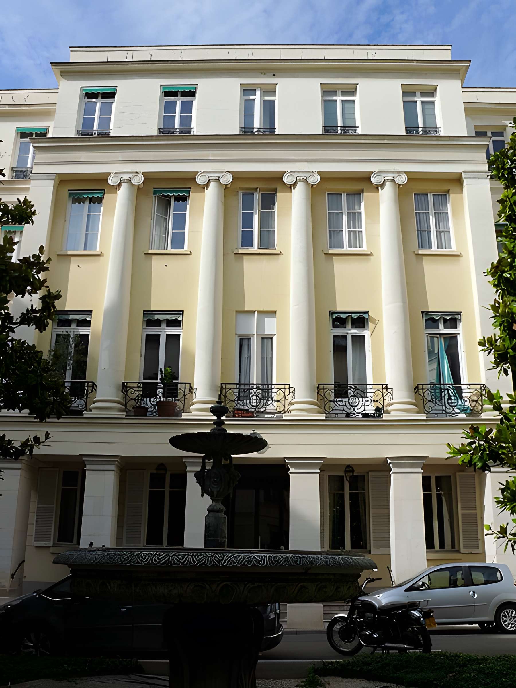 Square d'Orléans (ou Cité des Trois-Frères)