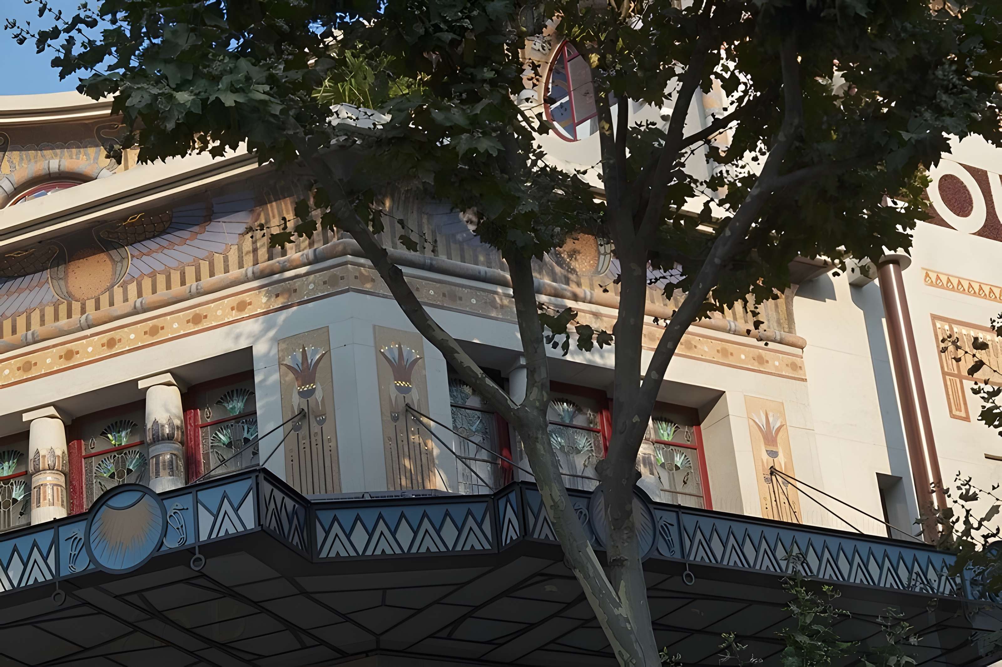 Le Louxor - Paris 10ème