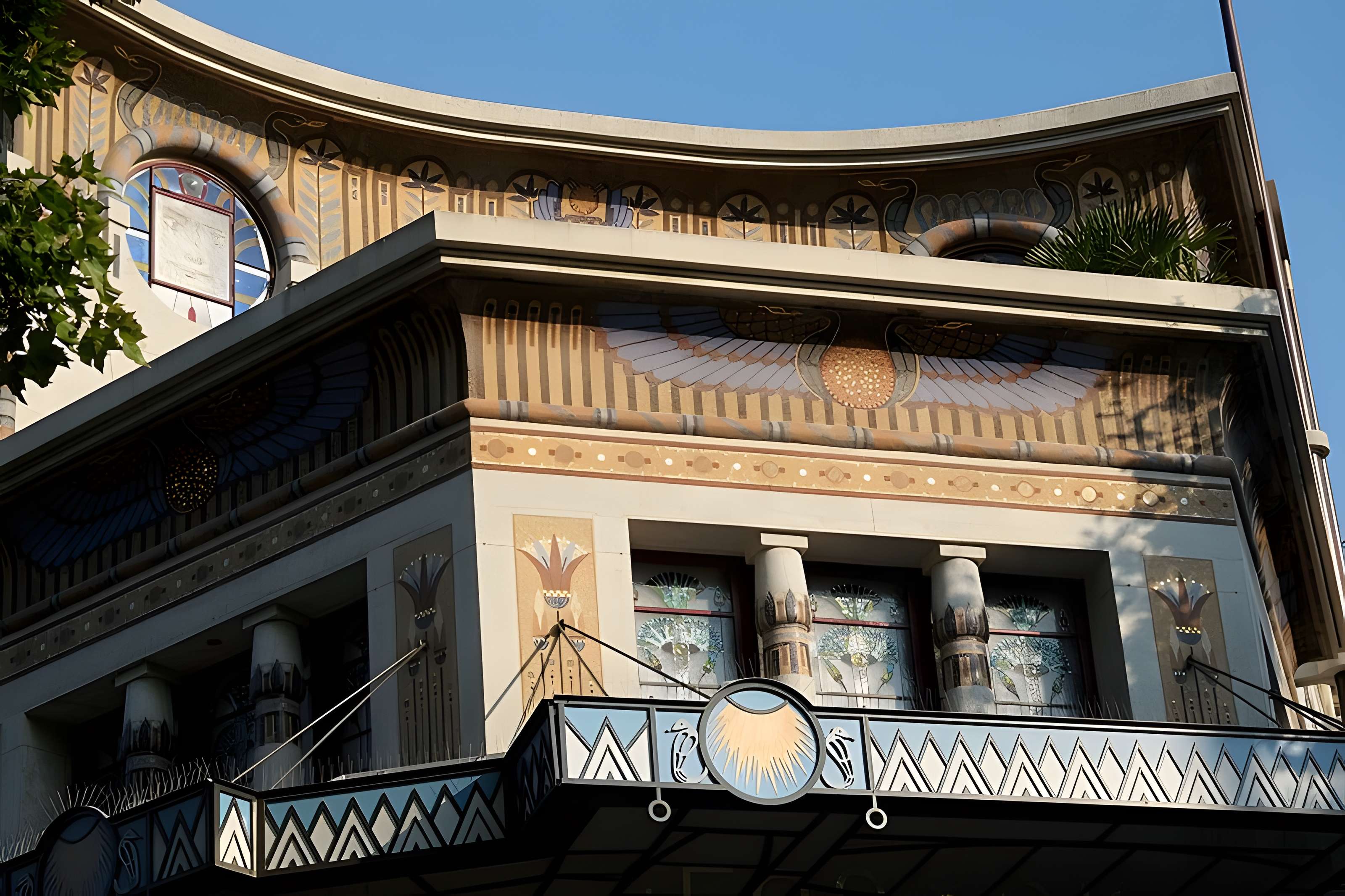 Le Louxor - Paris 10ème