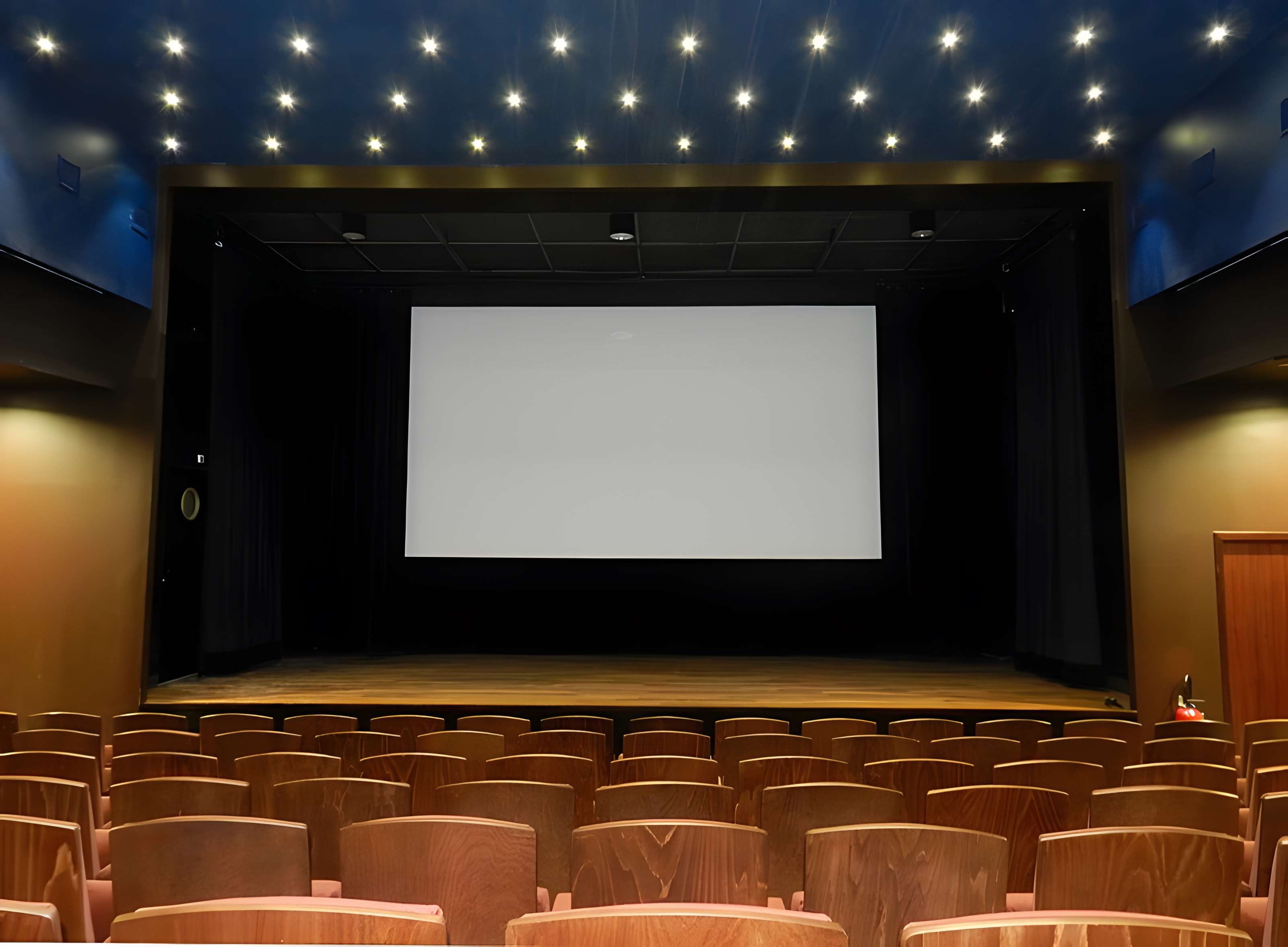 Le Louxor - Paris 10ème