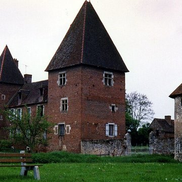 chateau de messey sur grosne