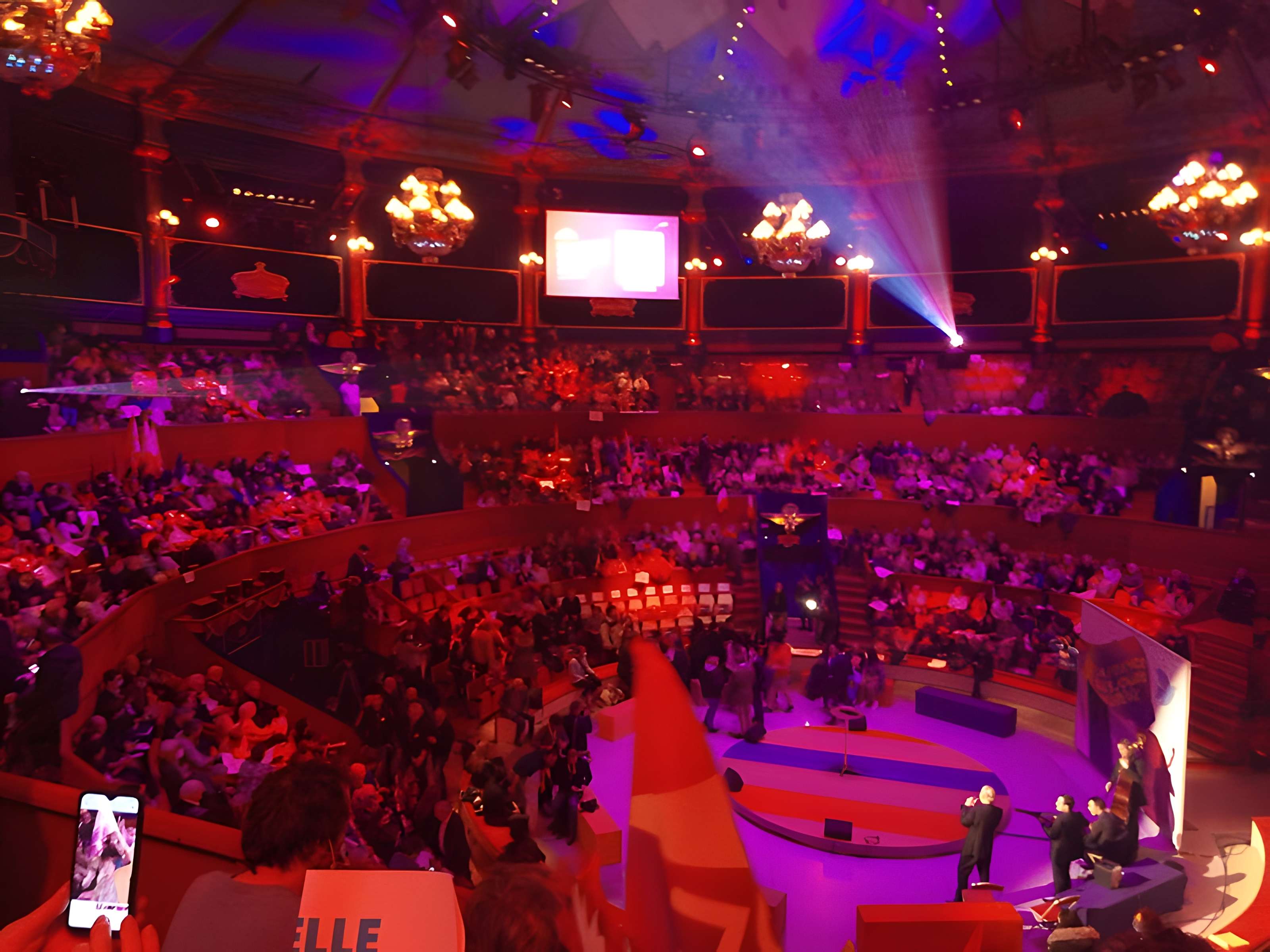 Cirque d'hiver à Paris