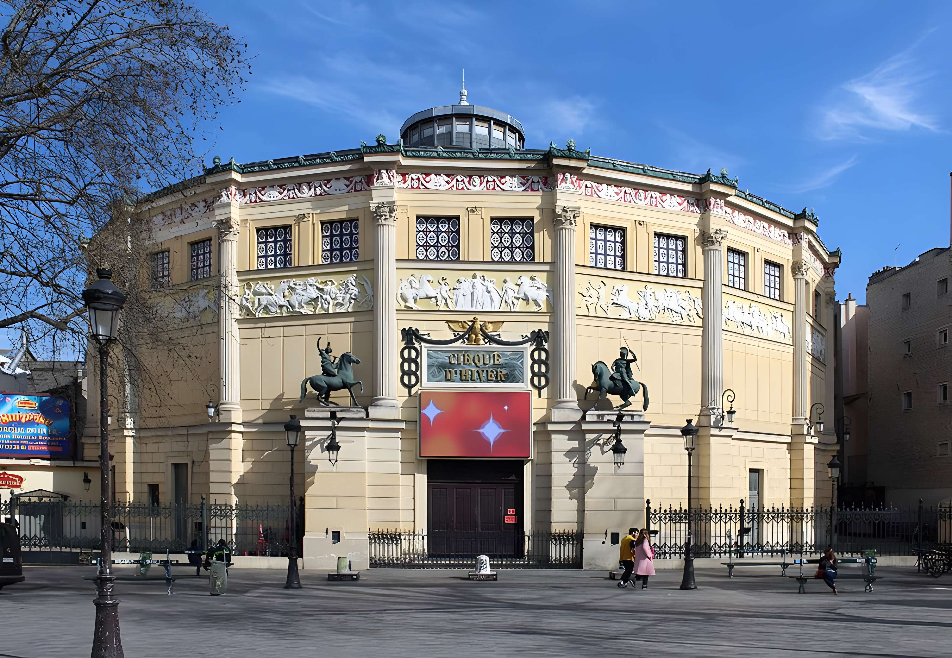Cirque d'hiver à Paris