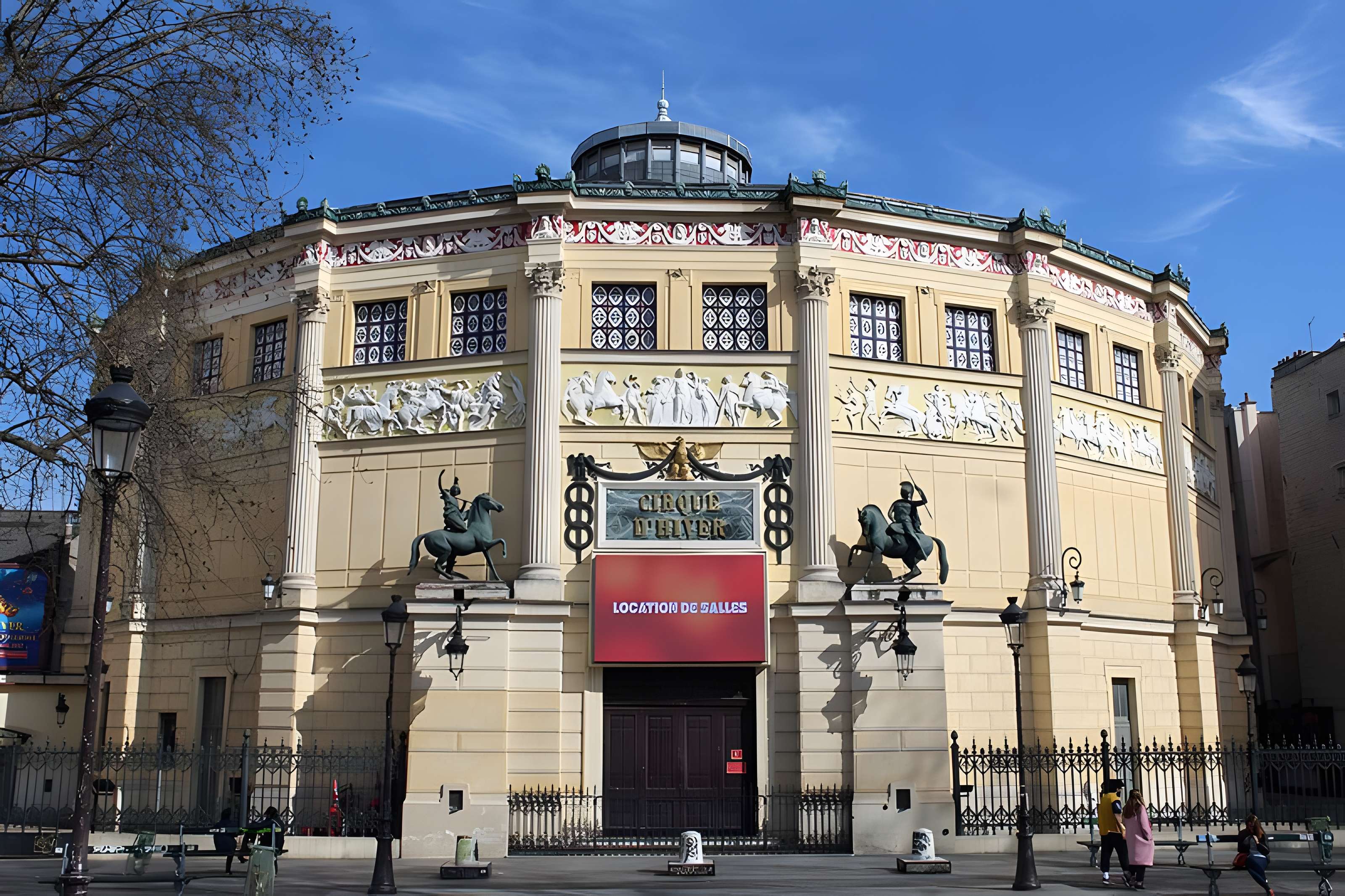 Cirque d'hiver à Paris