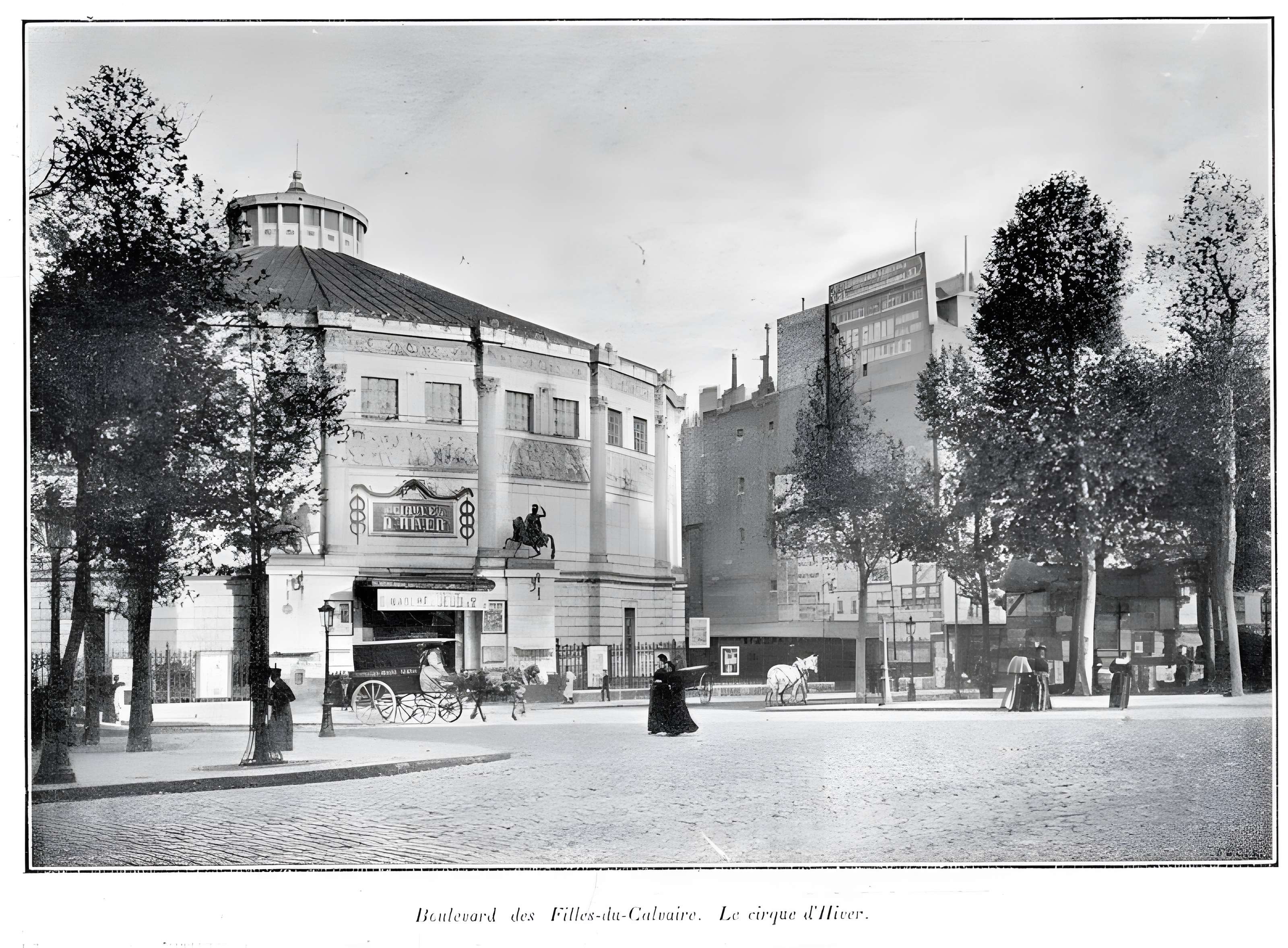Cirque d'hiver à Paris