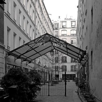 Cour de lÉtoile-dOr - Paris 11ème