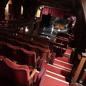 Ancien théâtre, actuellement cinéma Ranelagh