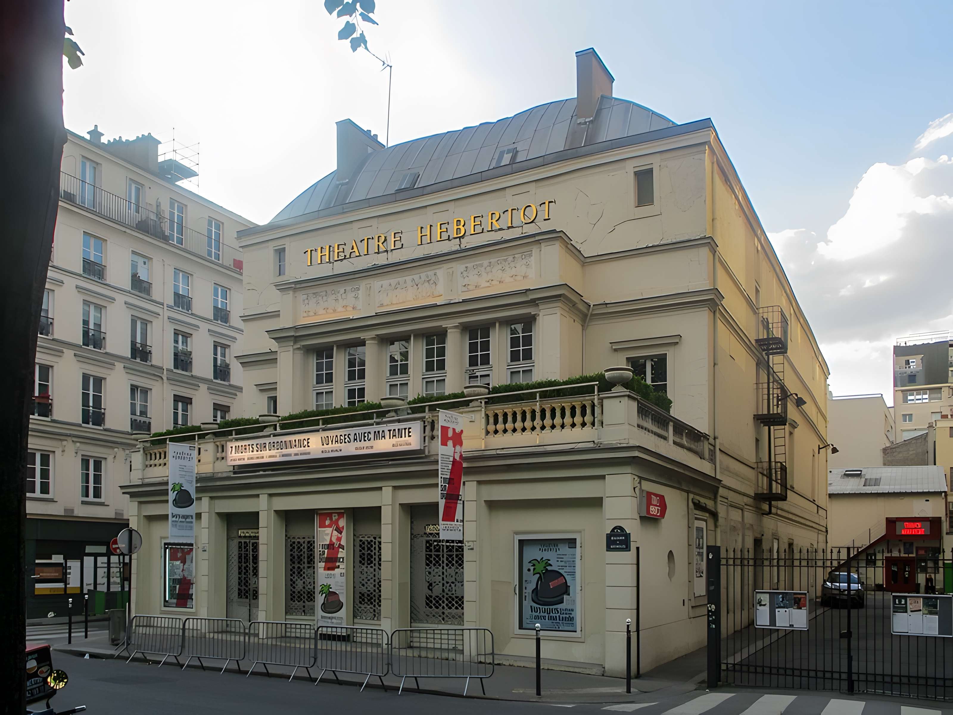 Théâtre des Arts  , actuellement théatre Hébertot