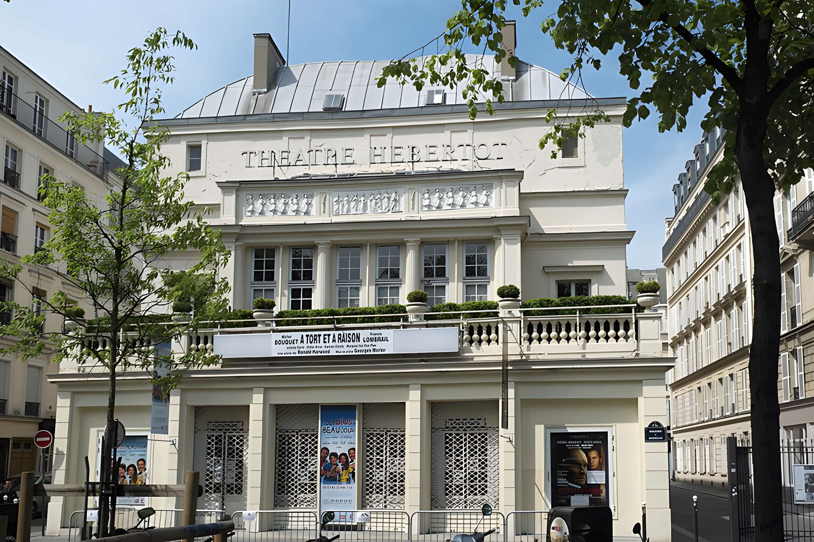 Théâtre des Arts  , actuellement théatre Hébertot