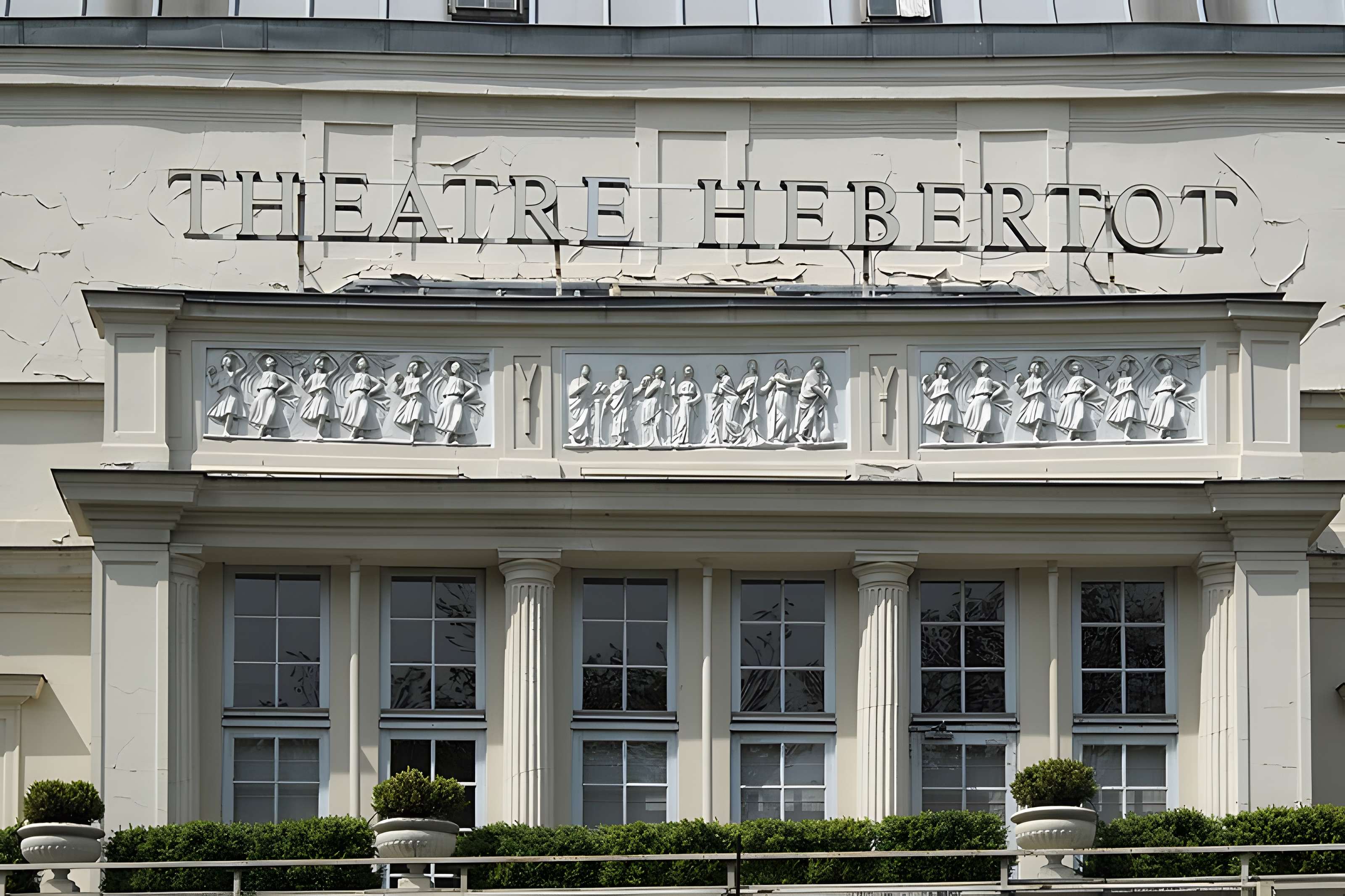 Théâtre des Arts  , actuellement théatre Hébertot