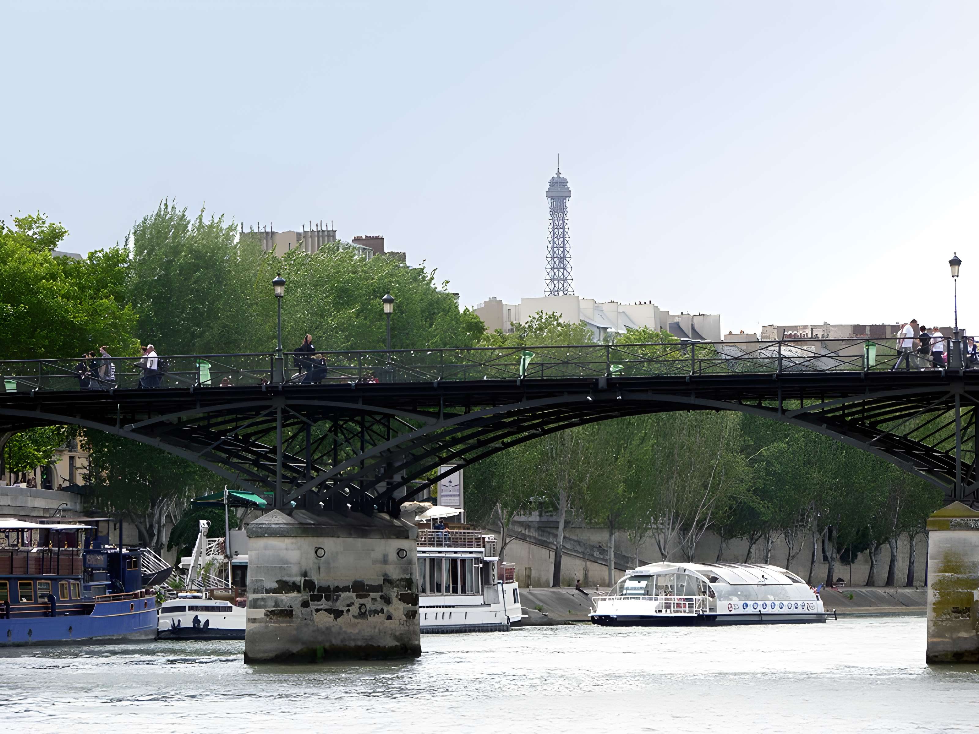 Pont des Arts à Paris