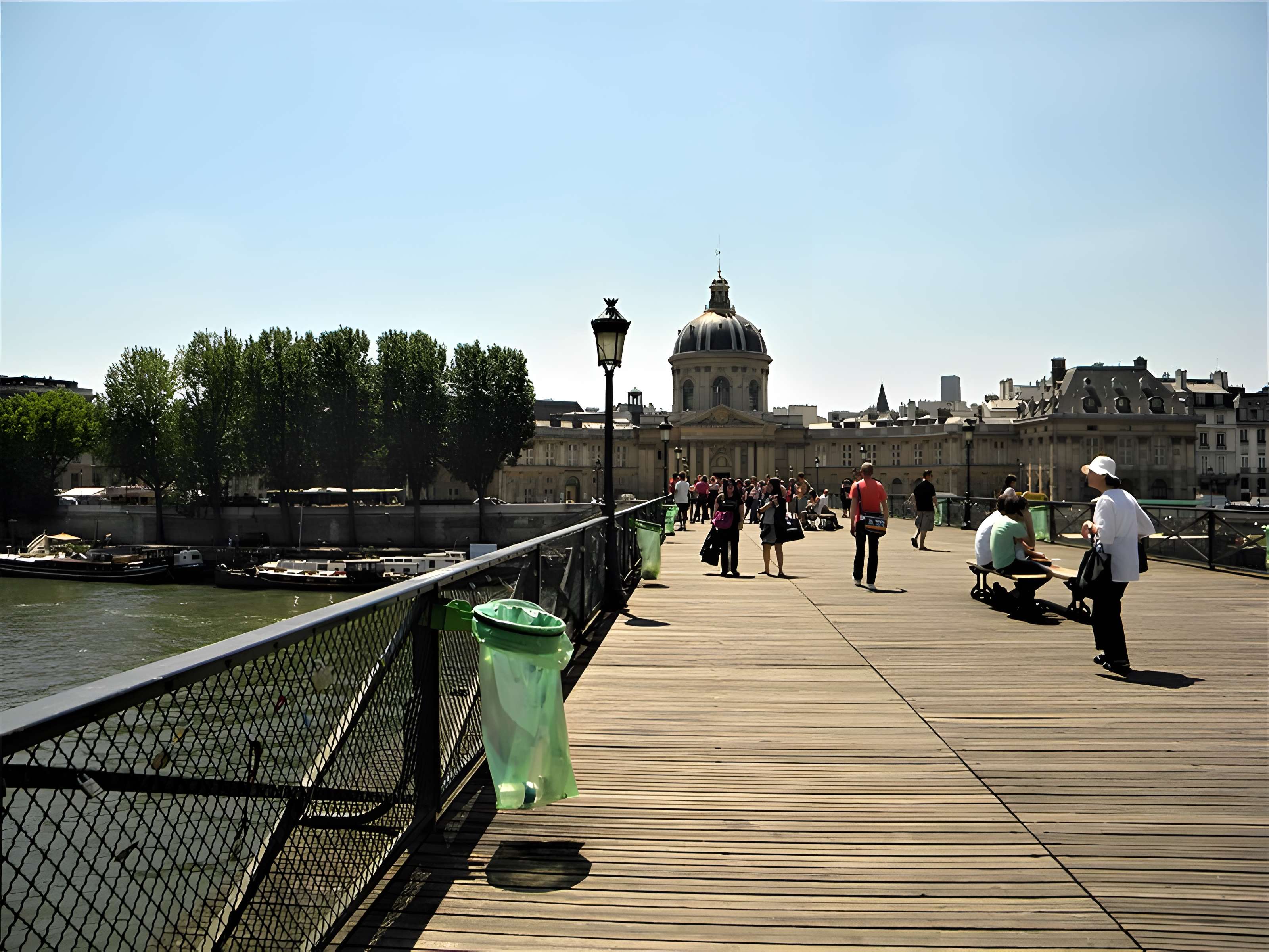 Pont des Arts à Paris