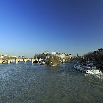 Pont Neuf à Paris