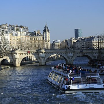 Pont Neuf à Paris